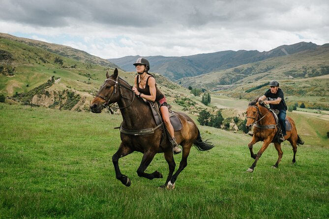 Cardrona High Country Pub Trail Horse Riding Trek (Intermediate+) - The Cardrona Hotel Stop: More Than a Drink Break