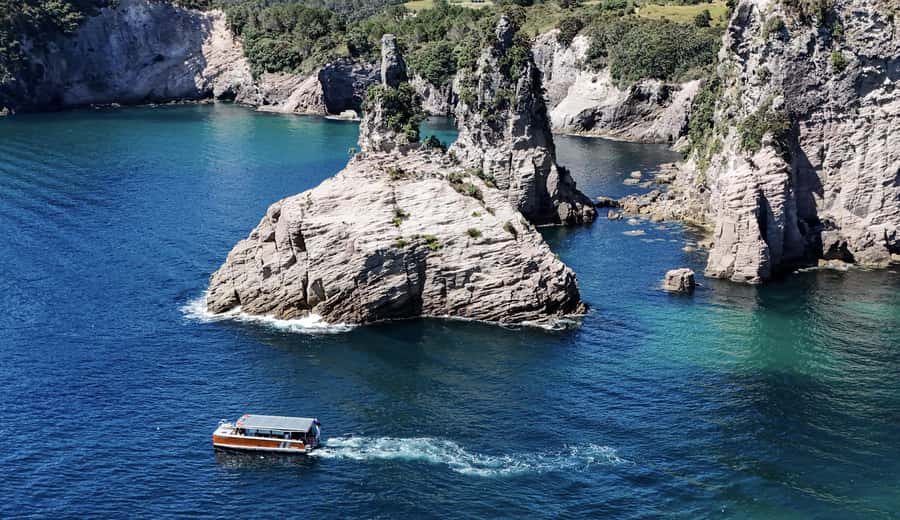 Cathedral Cove Coast and Cave Tour - Why this Cathedral Cove and Cave route feels worth the ticket