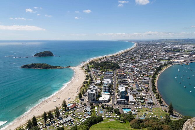 Cathedral Cove & Hot Water Beach with Lunch from Auckland - Guide and Pace: the Reason This Day Trip Doesn’t Feel Like a Chore