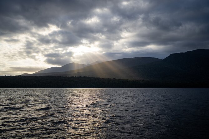 Champagne Sightseeing Cruise on Lake Te Anau - The Itinerary: Lake Te Anau and a Remote Anchor Moment