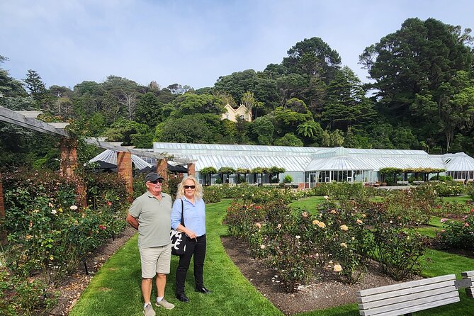 Chocoholics Walking Odyssey Wellington - Minimum six tastings, plus hot chocolate and pastries