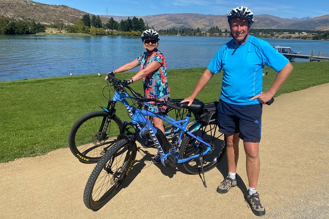 CHP Bike Rentals Cromwell - Coffee boat and burger boat: breaks that keep the ride fun