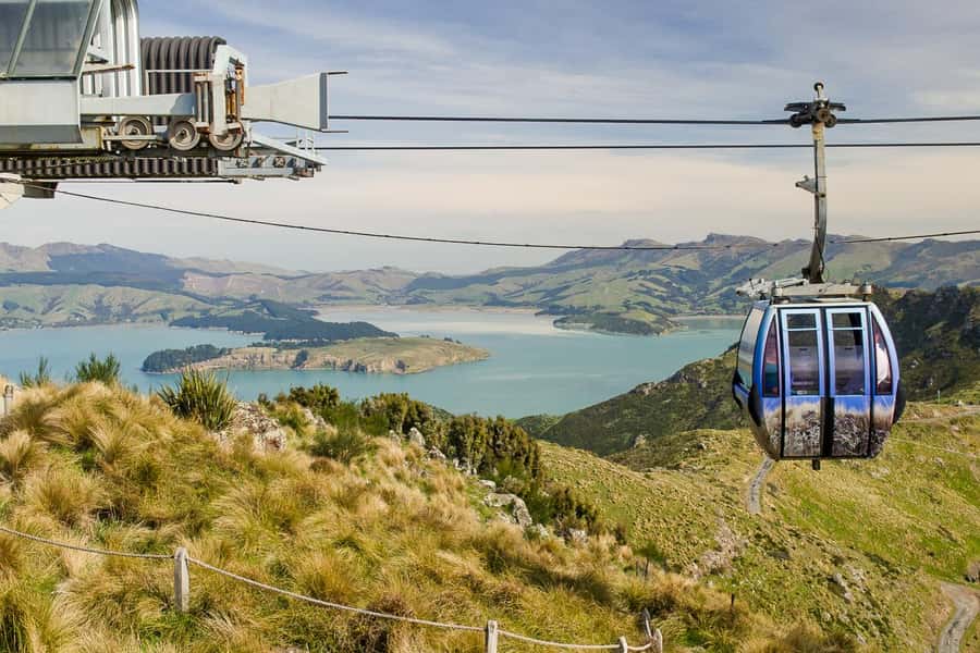 Christchurch: Gondola Ticket and Punt Ride on the Avon River - Christchurch Gondola: 360-Degree Mountain Views in a Glass Cabin