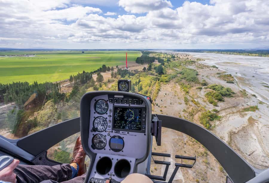 Christchurch: Helicopter Trial Flight - Landing and Debrief: Turning the Thrill Into Something You Remember