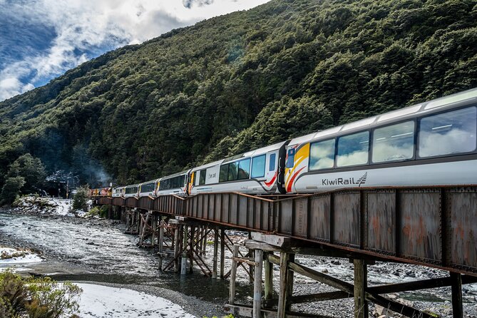 Christchurch to Arthur's Pass Day Tour: TranzAlpine Train & Lunch - How the day runs in real life: pickup, small-group pacing, and bus time