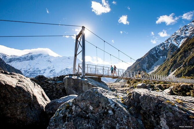 Christchurch to Queenstown One-Way Tour via Mt Cook & Lake Tekapo - The Mt Cook highway return and the quick-hit food stops