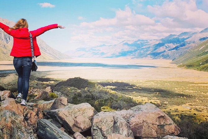 Christchurch to Queenstown One-Way Tour via Mt Cook & Lake Tekapo - Kawarau Gorge to Queenstown: the last stretch is built for wow-factor