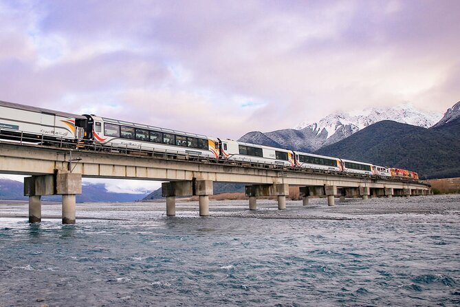 Coastal Pacific Train Journey from Christchurch to Picton - The onboard café: how to snack without ruining your budget