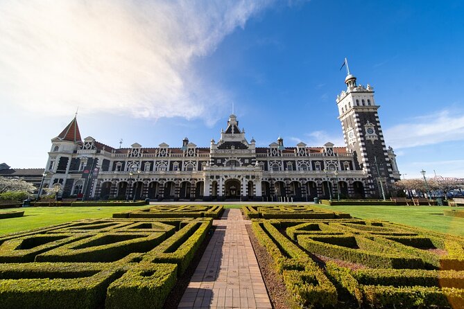 Cruise Dunedin City and Castle Tour - Meeting at Port Chalmers and the ride into town