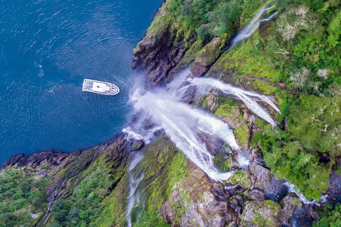 Cruise Milford Small Group Day Tour from Queenstown - Darran Mountains, Kea territory, and photo stops at altitude