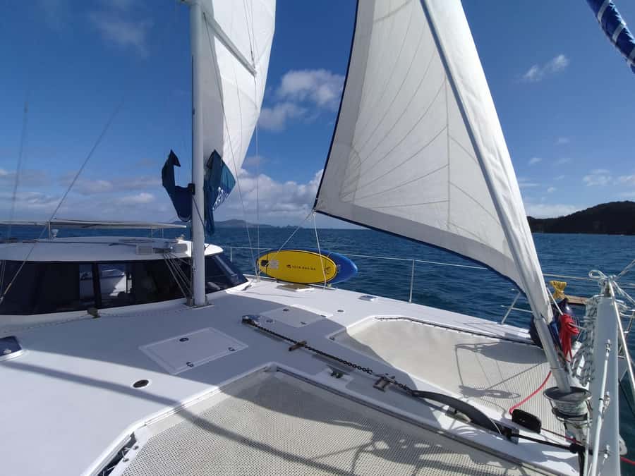 Day Sailing Charter on Catamaran with Lunch : Bay Of Islands - Brad and Monique: owner-run hosting that keeps you calm on the water