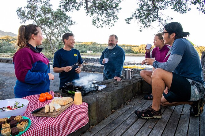 Day sea kayak tour Rangitoto Island - Kiwi BBQ on the water’s edge: meal quality and why it matters