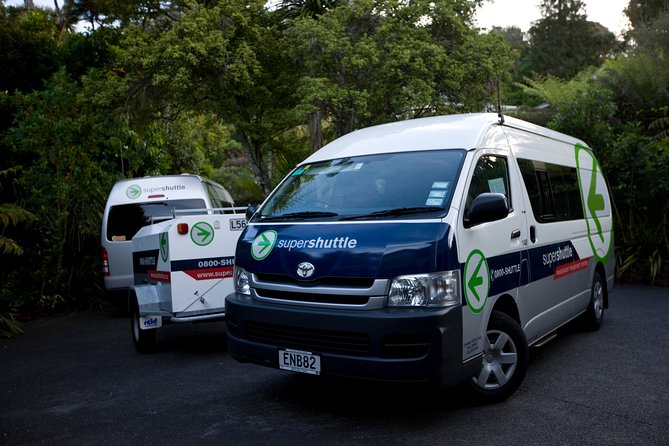 Departure Transfer: Auckland Central City Centre to Auckland Airport - The real value of $26.06 per person