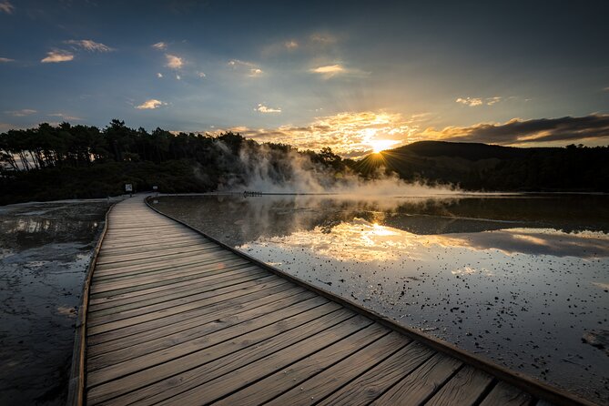 Devil's Bath Experience - Private Tour to Wai-O-Tapu & Lake Taupo - Huka Falls: 11 metres of roar and solid bridge viewing