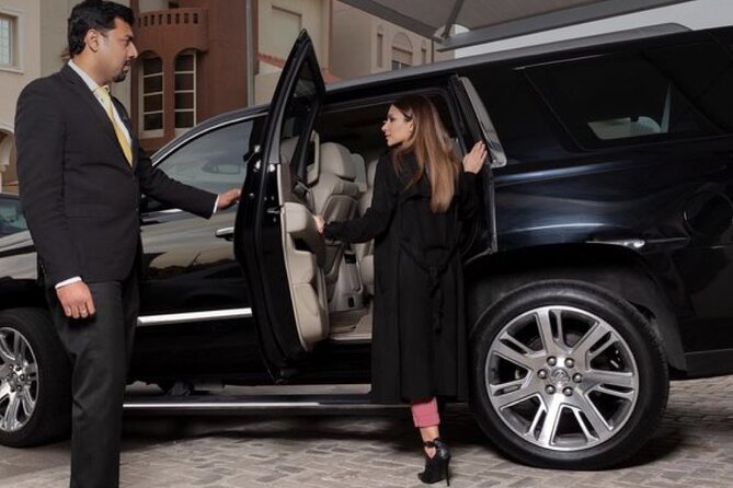 Direct & Quick Auckland Airport Transfer to/from Hotel in SUV - Inside the SUV: comfort tools that actually help after landing