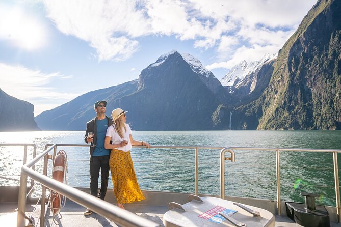 Discover Doubtful Sound // Helicopter Scenic Flight from Te Anau - What to expect on the ground before you fly