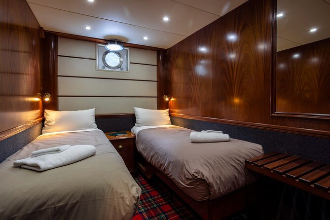 Doubtful Sound Overnight Cruise - Doubtful Sound overnight cruise, and why it beats a day trip