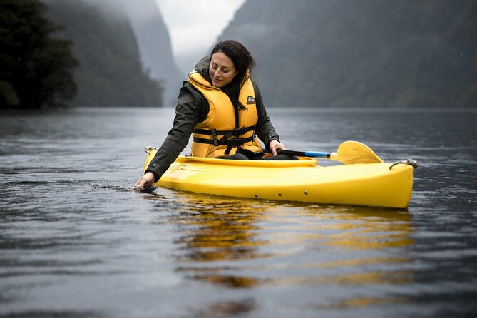Doubtful Sound Overnight Cruise - Getting to the Sound: Manapouri Lake crossing and Wilmot Pass views