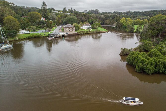 Electric Boats to explore Kerikeri river - Boat capacity and group planning for up to 21 people