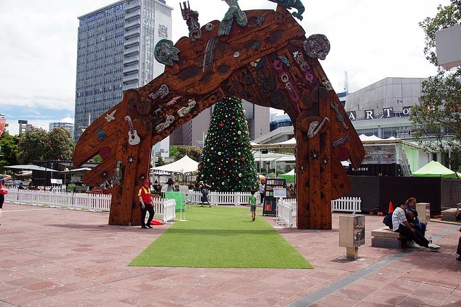 Explore Auckland: Self Guided Audio Tour - Your phone setup: MP3 download, GPS map, and shoe choices