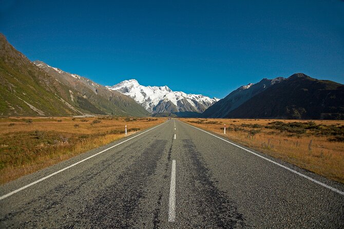 Explore Mount Cook from Christchurch - Morning pick-up and Lake Tekapo: the day’s first wow moment