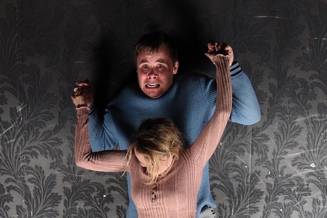 Fear Factory Queenstown - Red Lights, Live Scares, and the Chicken List Twist