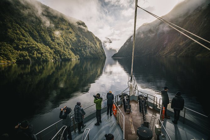 Fiordland Heli-hike from Te Anau - Hike time on the Kepler Great Walk: Luxmore Summit and the down-to-the-lake ending