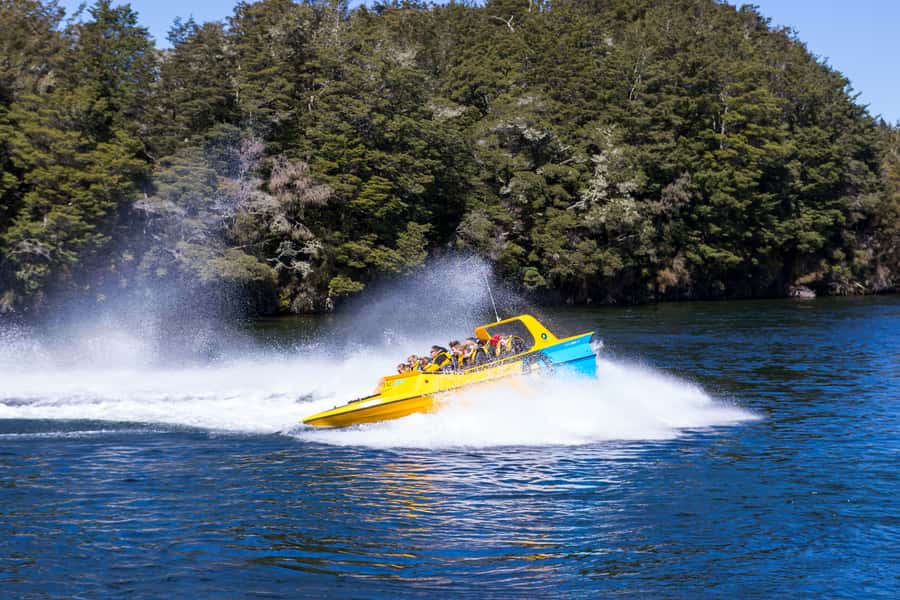 Fiordland: Jet Boat & Nature Walk Experience from Te Anau - From Te Anau to the Jet Launch, the Day Starts Easy