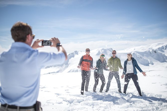 Fox Glacier: 25-Minute Helicopter Flight with Snow Landing - The snow landing on the Neve: your photos and your footing