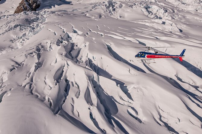 Fox Glacier Mountain Scenic Spectacular 40-Min Helicopter Flight - From Fox Glacier Base to a 6-Passenger Helicopter Ride