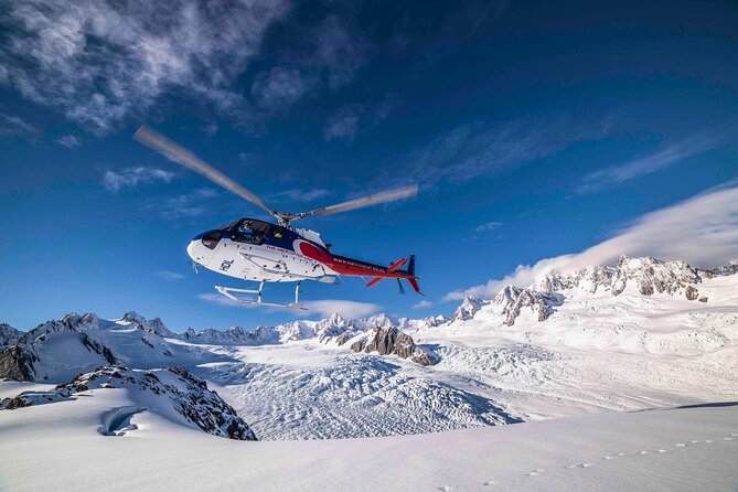 Fox Glacier: Neve Discoverer Helicopter Flight with Snow Landing - The Aoraki/Mt Cook factor: when the snow landing adds extra meaning