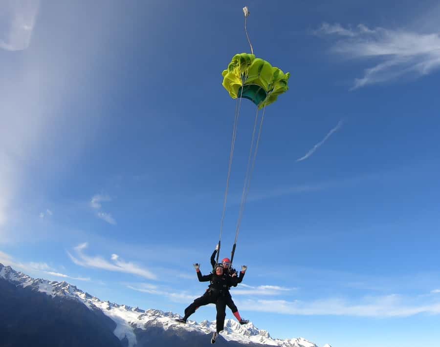 Franz Josef: 13,000ft, 16,500ft or 18,000ft Skydive - Should you book this tandem sky jump?