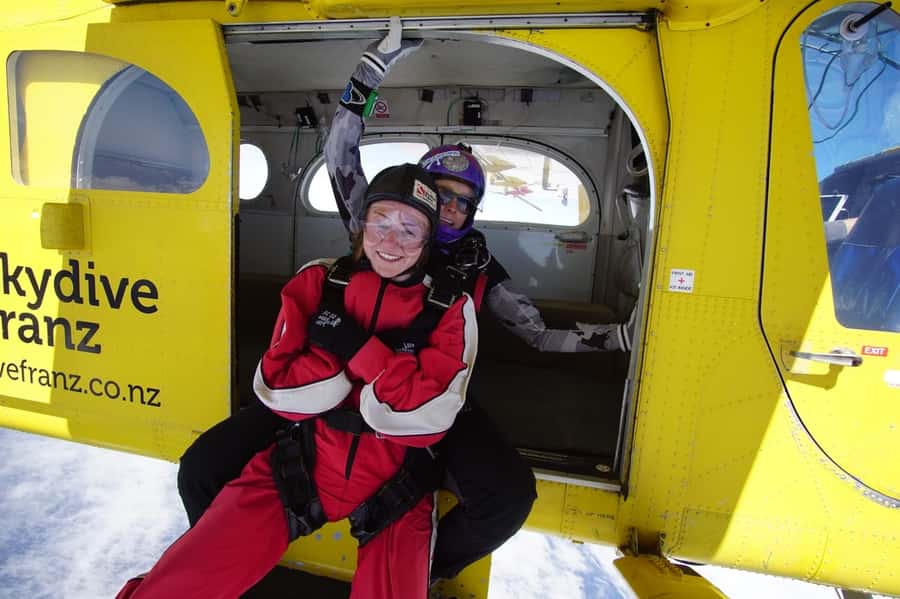 Franz Josef: 13,000ft, 16,500ft or 18,000ft Skydive - Safety and tandem control, with real instructor personality