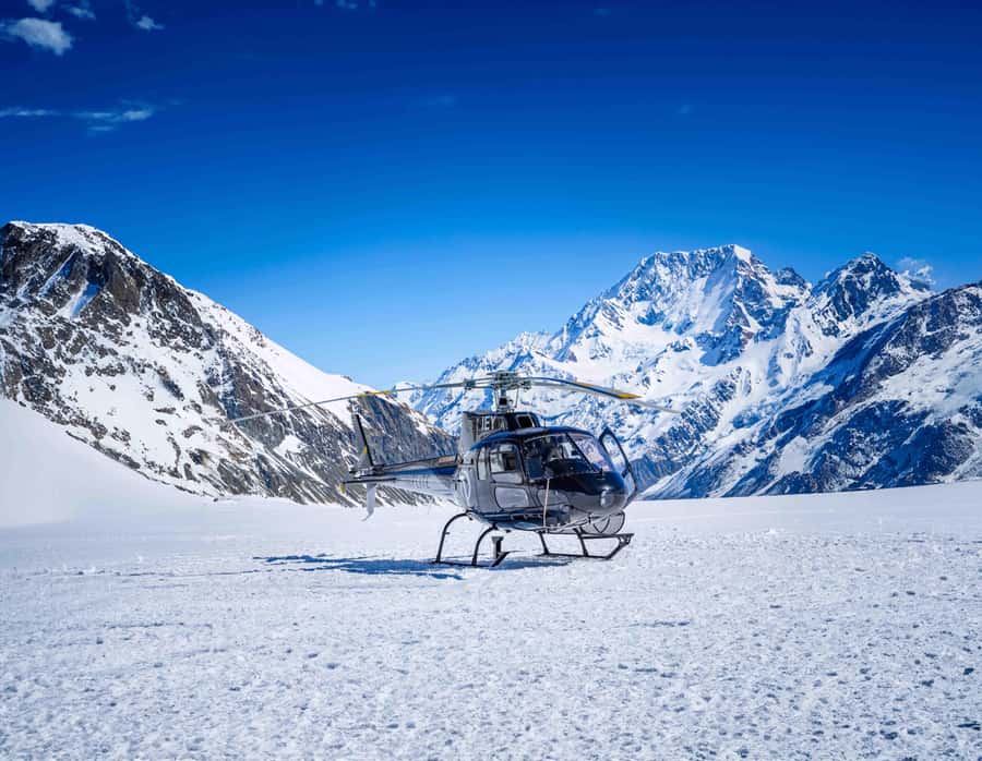 Franz Josef: 30-min Flight Franz Josef & Tasman Glaciers - Key highlights that make this flight worth it