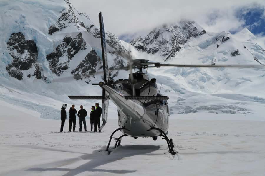 Franz Josef: 30-min Flight Franz Josef & Tasman Glaciers - How to plan your day around a weather-dependent helicopter