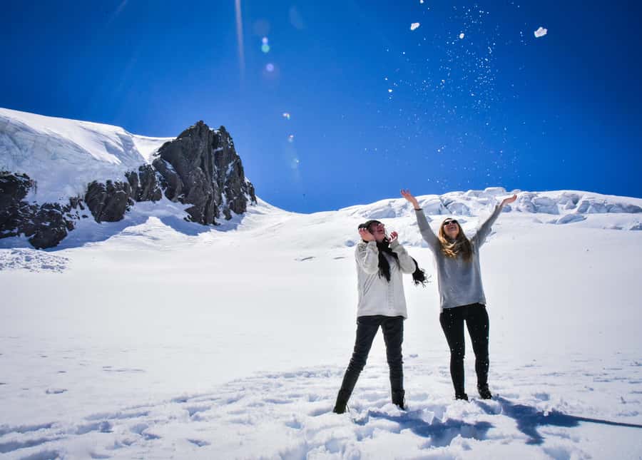 Franz Josef: 30-min Flight Franz Josef & Tasman Glaciers - Carbon Zero aviation claim and what it means in the real world