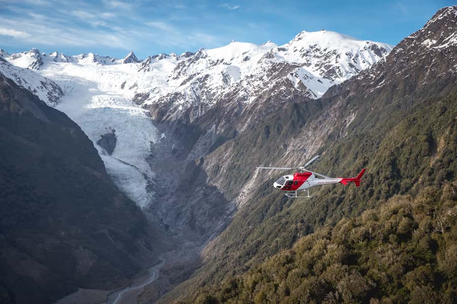 Franz Josef Glacier Helicopter Flight with Snow Landing - The 20-minute route over Westland Tai Poutini National Park