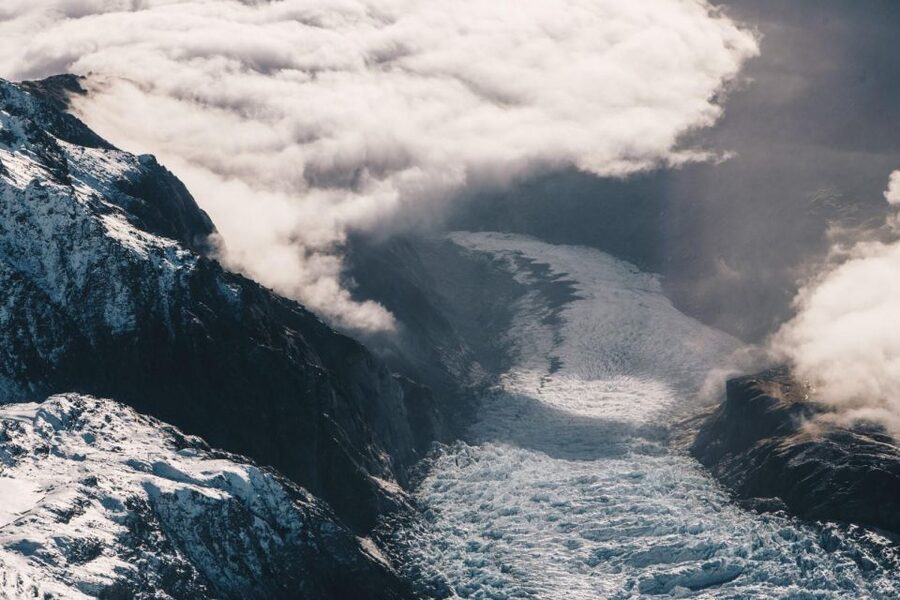 Franz Josef: Grand Circle 60 Minute Scenic Flight - A quick taste of native rainforest between the ice