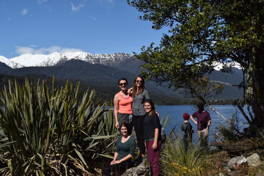 Franz Josef: Kayak & Walking Tour to Okarito Kiwi Sanctuary - Tea or coffee in the forest: a small pause with a big payoff