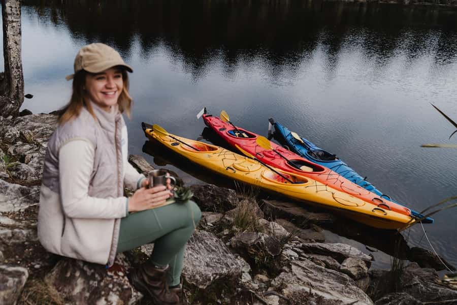 Franz Josef: Kayak & Walking Tour to Okarito Kiwi Sanctuary - Kayaking Lake Mapourika: the views are the whole point