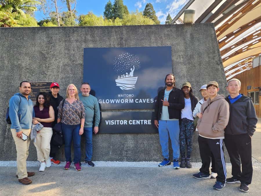 From Auckland: Hobbiton Movie Set and Waitomo Caves Tour - Why This 12-Hour Auckland Tour Works: Caves Plus Middle-earth