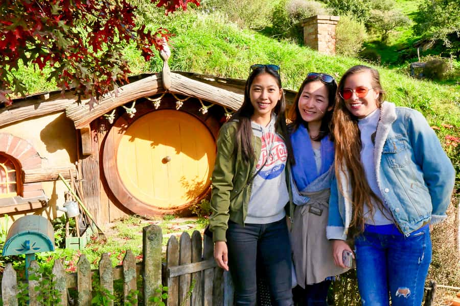 From Auckland: Hobbiton Movie Set Trip with Guided Tour - Price and value: what $197 buys you in real terms