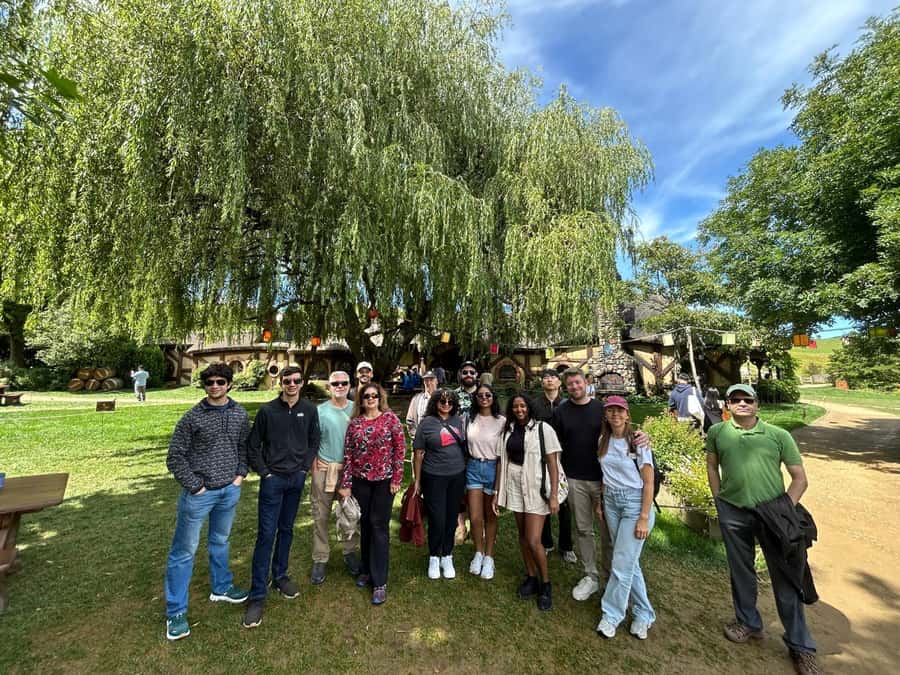 From: Auckland: Rotorua via Hobbiton Tour One Way Tour - Should you book this one-way Hobbiton and Rotorua tour?