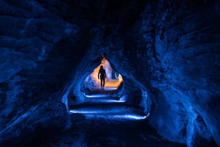 From Auckland: Waitomo Glowworm and Ruakuri Caves Day Tour - Timing, photo rules, and how to avoid cave mistakes