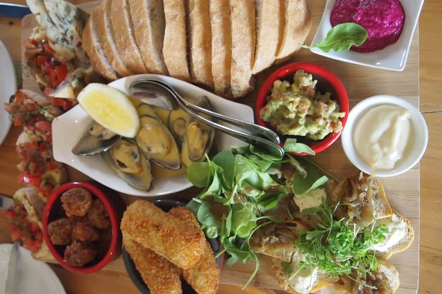From Blenheim/Picton: Marlborough Gourmet Wine Tasting Tour - The wine plan: cellar doors, tastings, and choices you can actually make