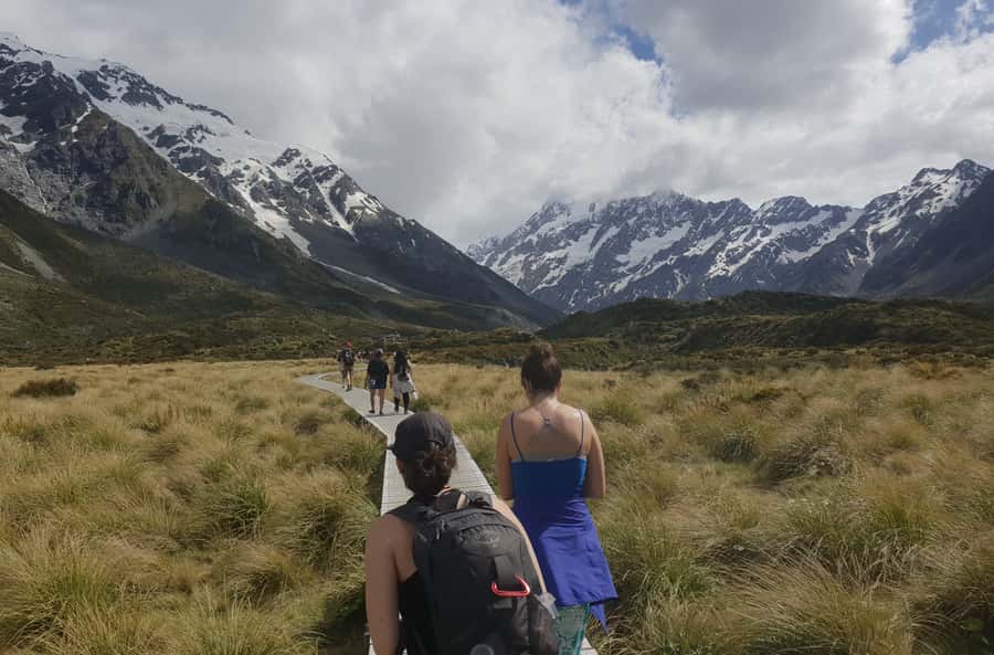 From Christchurch: Mt Cook Day Tour & Lake Tekapo - Aoraki Mt Cook National Park: the core visit and how to use your 2 to 2.5 hours