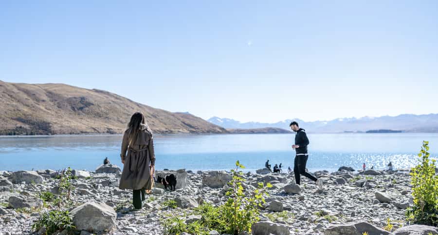 From Christchurch: Mt Cook Day Tour & Lake Tekapo - Tasman Glacier Viewpoint Track vs Mt Cook Village time