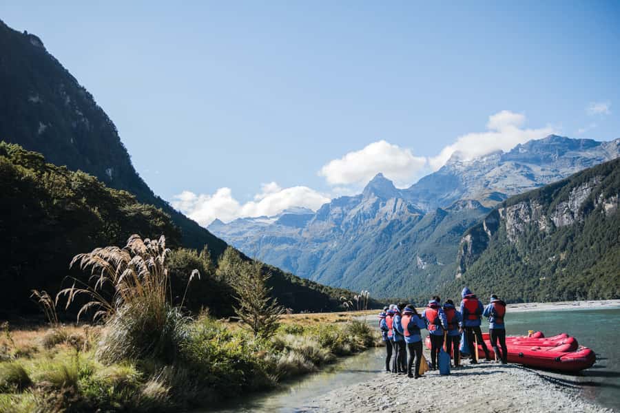 From Queenstown: Dart River Canoe & Jet Boat Day Trip - Paradise Valley back-country bus tour, movie backdrops without the theme-park vibe