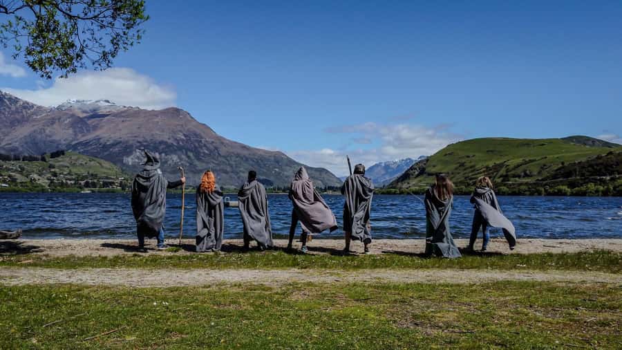 From Queenstown: Lord of the Ring Full-Day Private Tour - The scenery in between: Kawarau River, Lake Hayes, and Queenstown Hill views