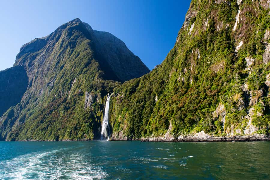 From Queenstown: Milford Sound Cruise & Scenic Coach Tour - Homer Tunnel and Cleddau Valley: the day turns a corner